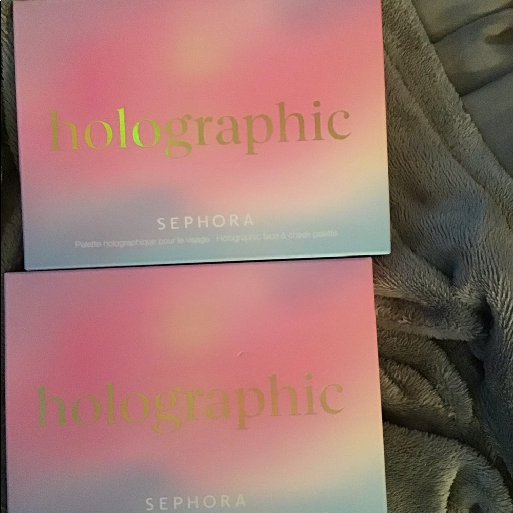 Holographic palette